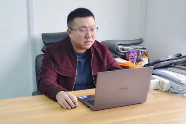 王崎